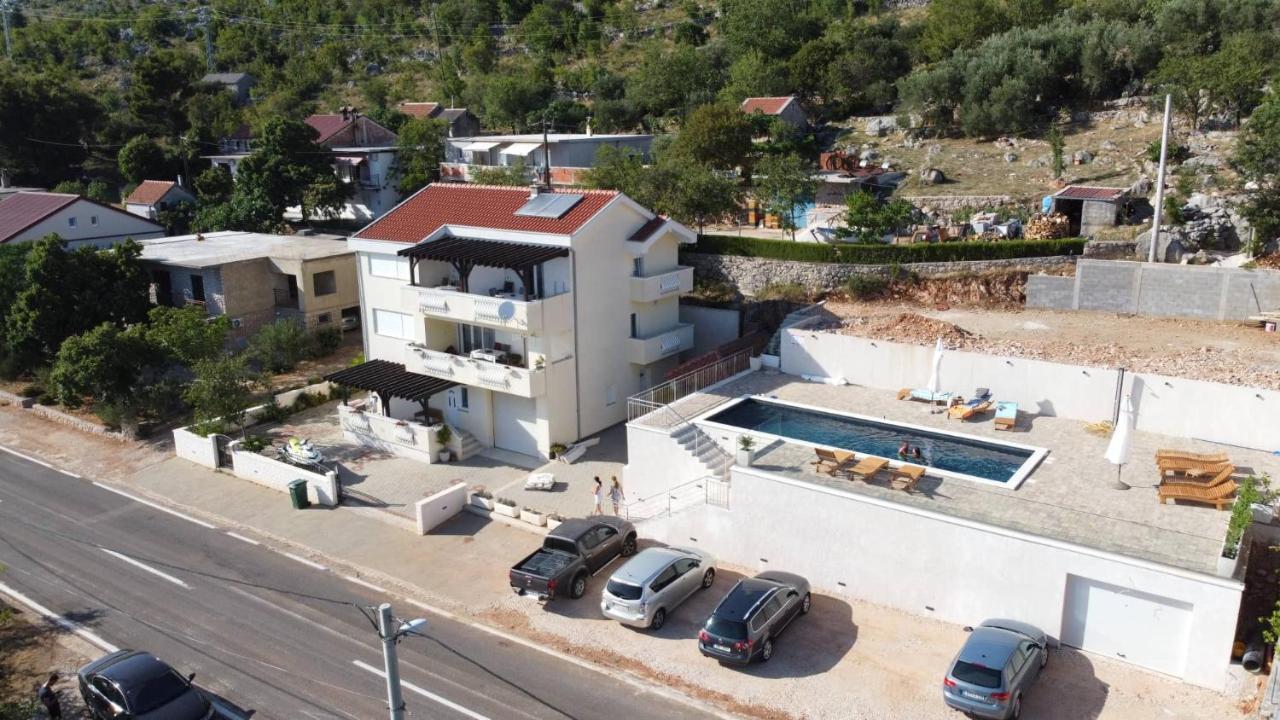 Petra Apartment Starigrad Paklenica