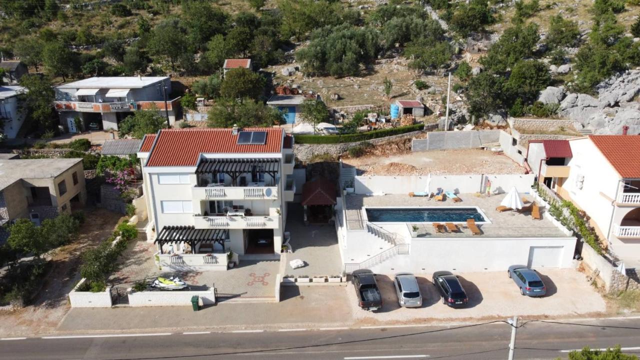 Apartment Petra