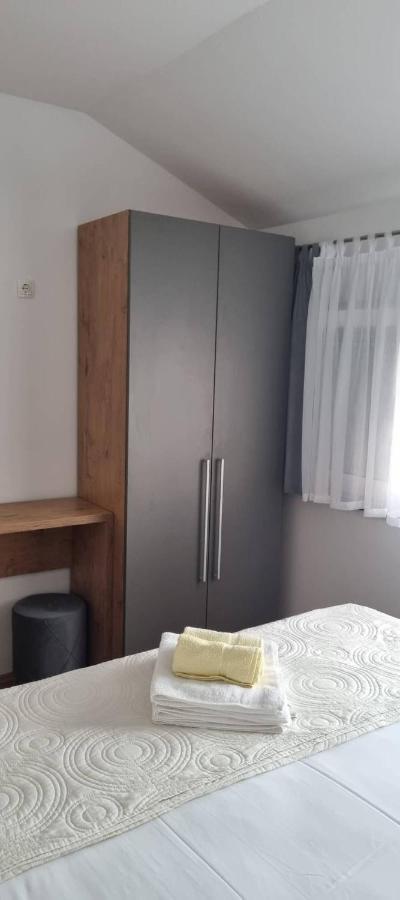 Petra Apartment *