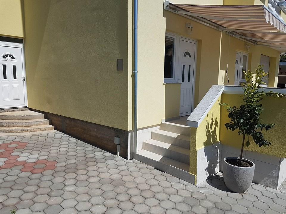 Petra Apartment