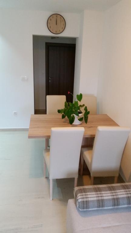 Petra Apartment *